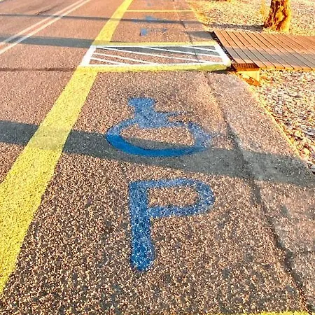 Blumenhaus Дом отдыха Paralia Sergoulas