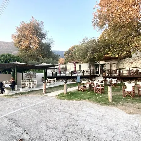 Дом отдыха Blumenhaus Paralia Sergoulas