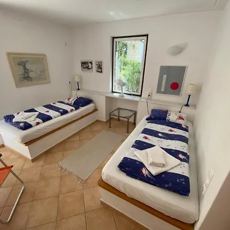 Holiday home Blumenhaus Paralia Sergoulas